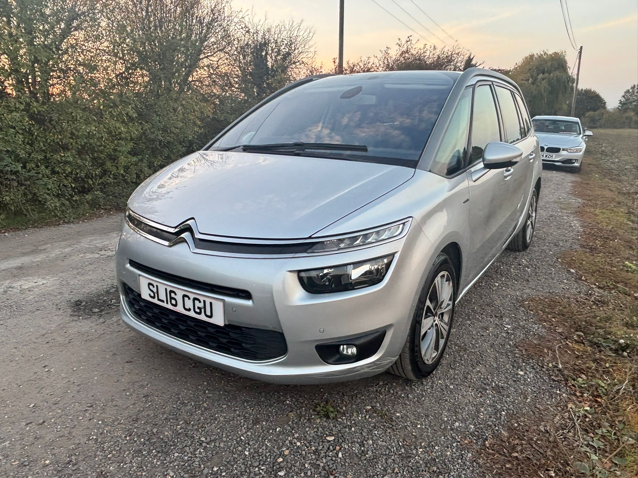 Citroen Grand Brothers Car Sales 